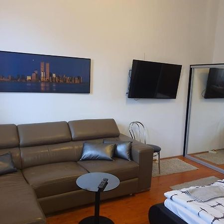 Monar City Center Apartment Free Parking 科希策 外观 照片